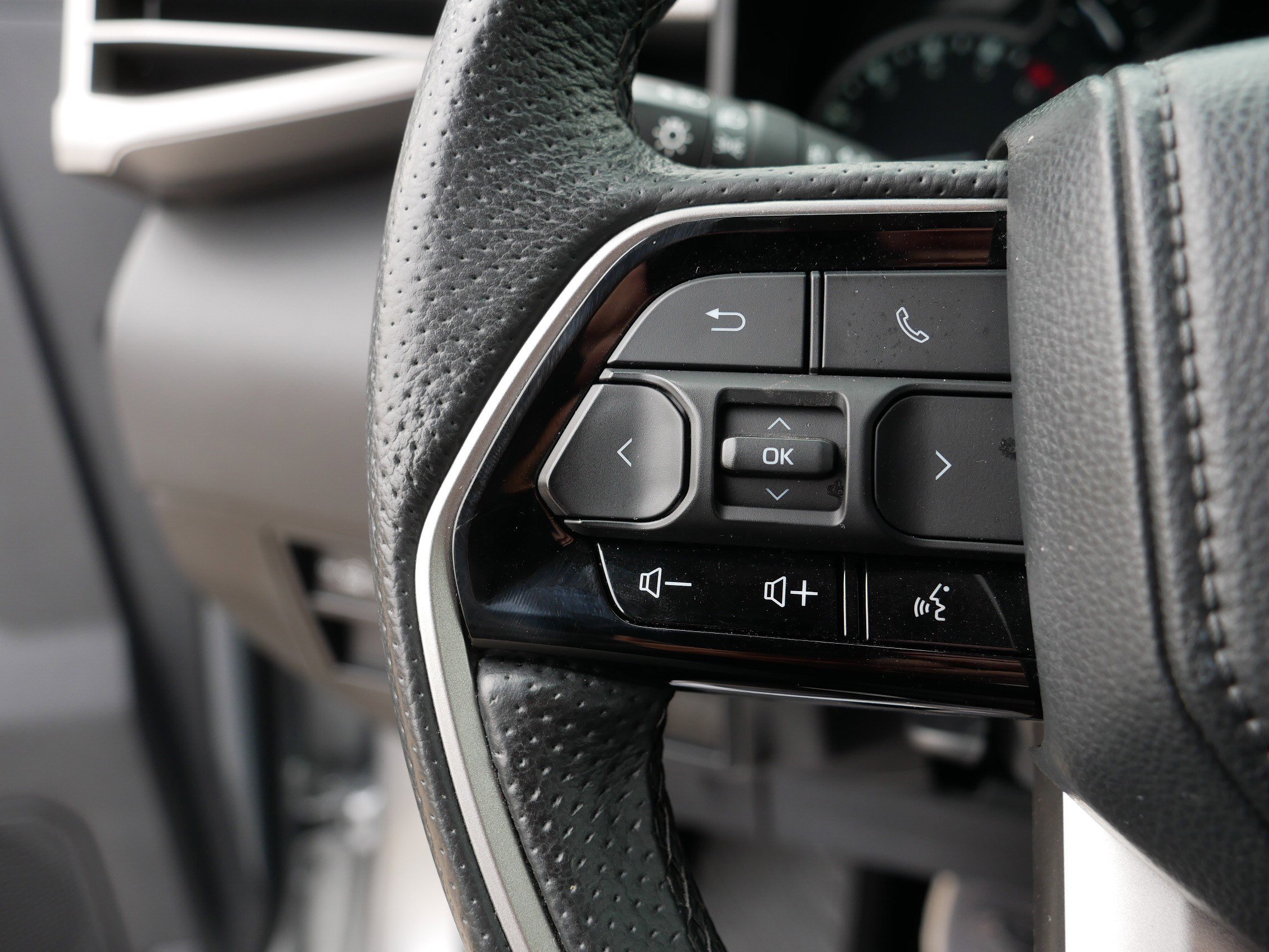 Used 2022 Toyota Tundra Limited image 28