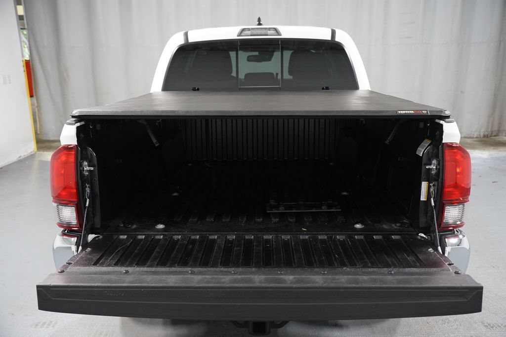 Used 2023 Toyota Tacoma SR5 RWD image 32