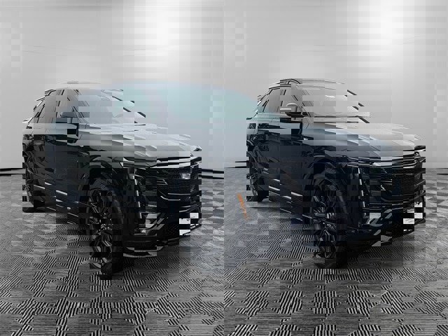 New 2026 Cadillac Lyriq V image 7