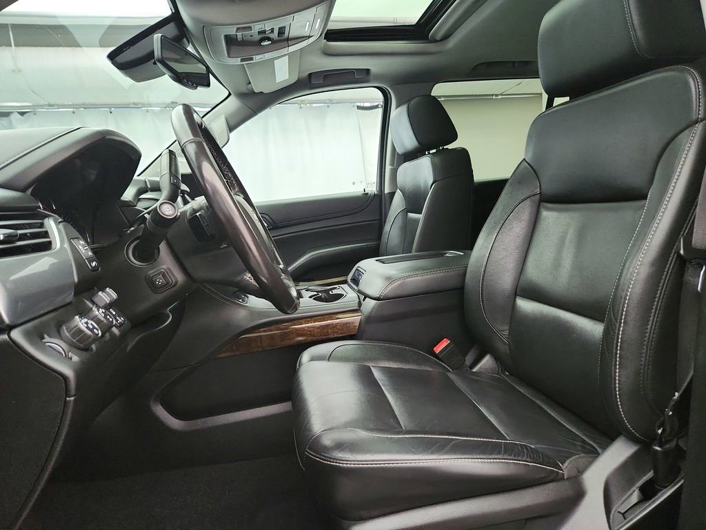 Used 2020 Chevrolet Tahoe LT w/ Luxury Package AWD/4WD image 10