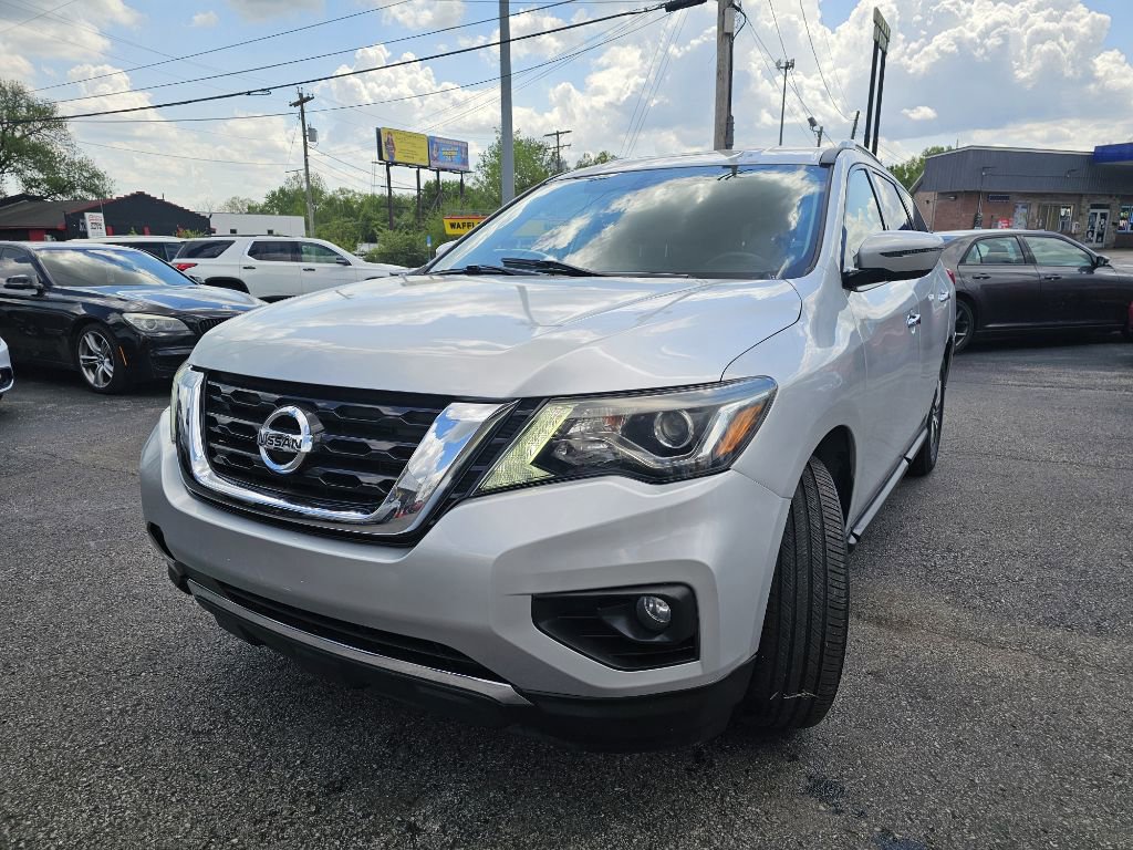 Used 2020 Nissan Pathfinder SV AWD/4WD image 4
