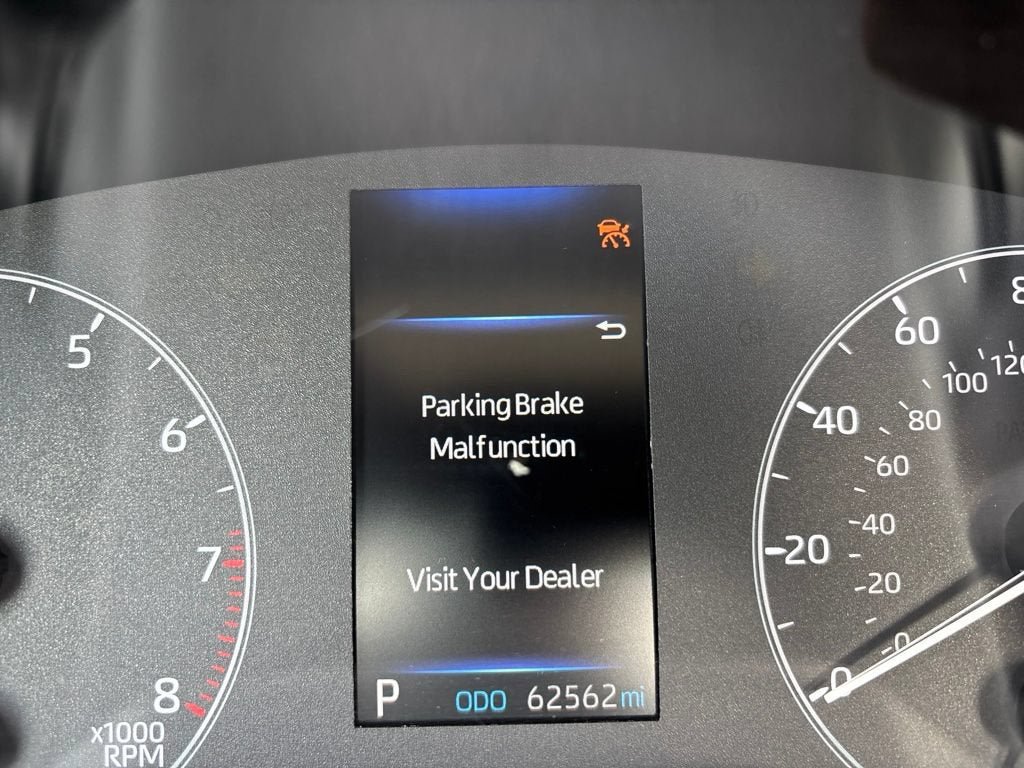 Used 2024 Toyota Corolla LE FWD image 20