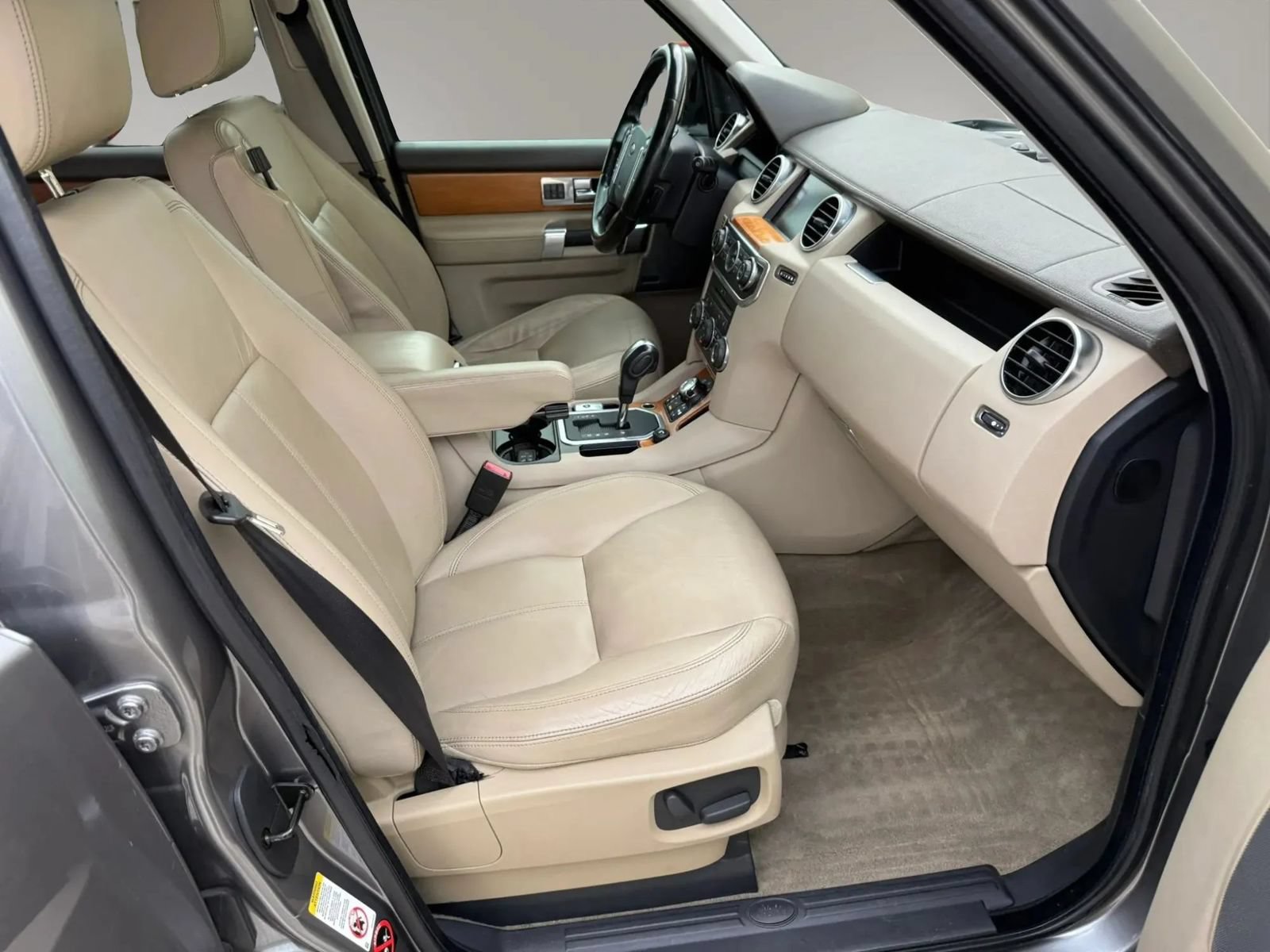 Used 2010 Land Rover LR4 HSE LUX AWD/4WD image 20