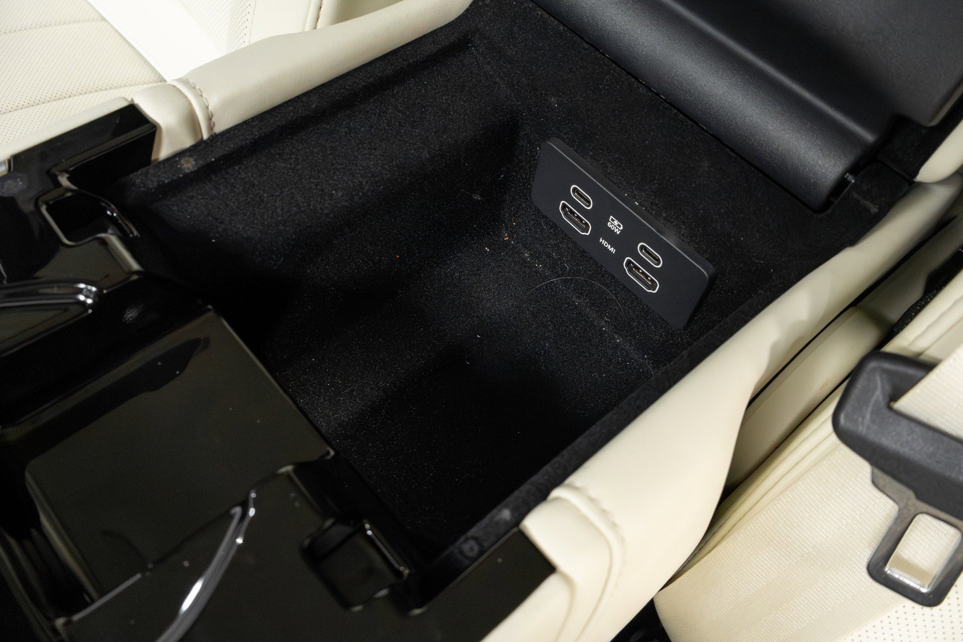 Used 2023 Land Rover Range Rover Long Wheelbase Autobiography image 26