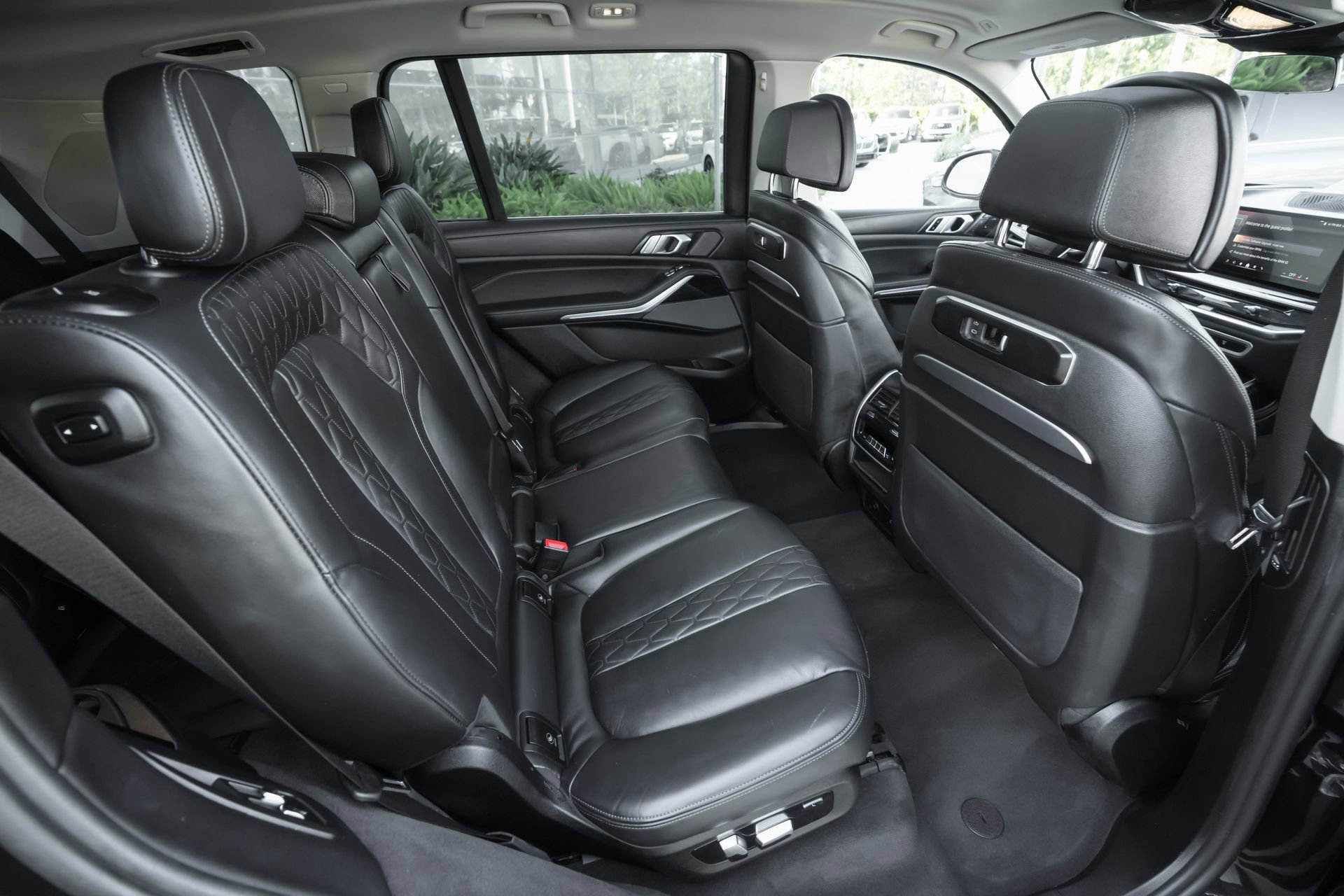 Used 2025 BMW X7 xDrive40i image 37