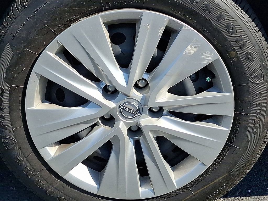 Used 2024 Nissan Sentra S FWD image 8