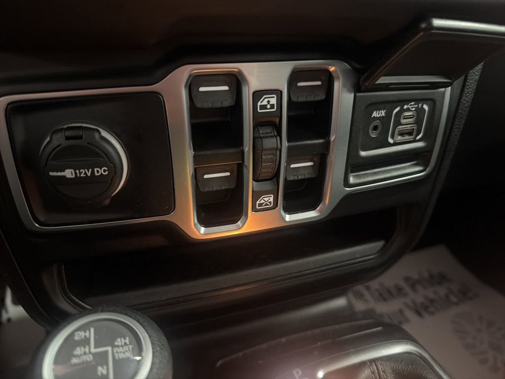 Certified 2025 Jeep Wrangler Sahara 4xe image 14