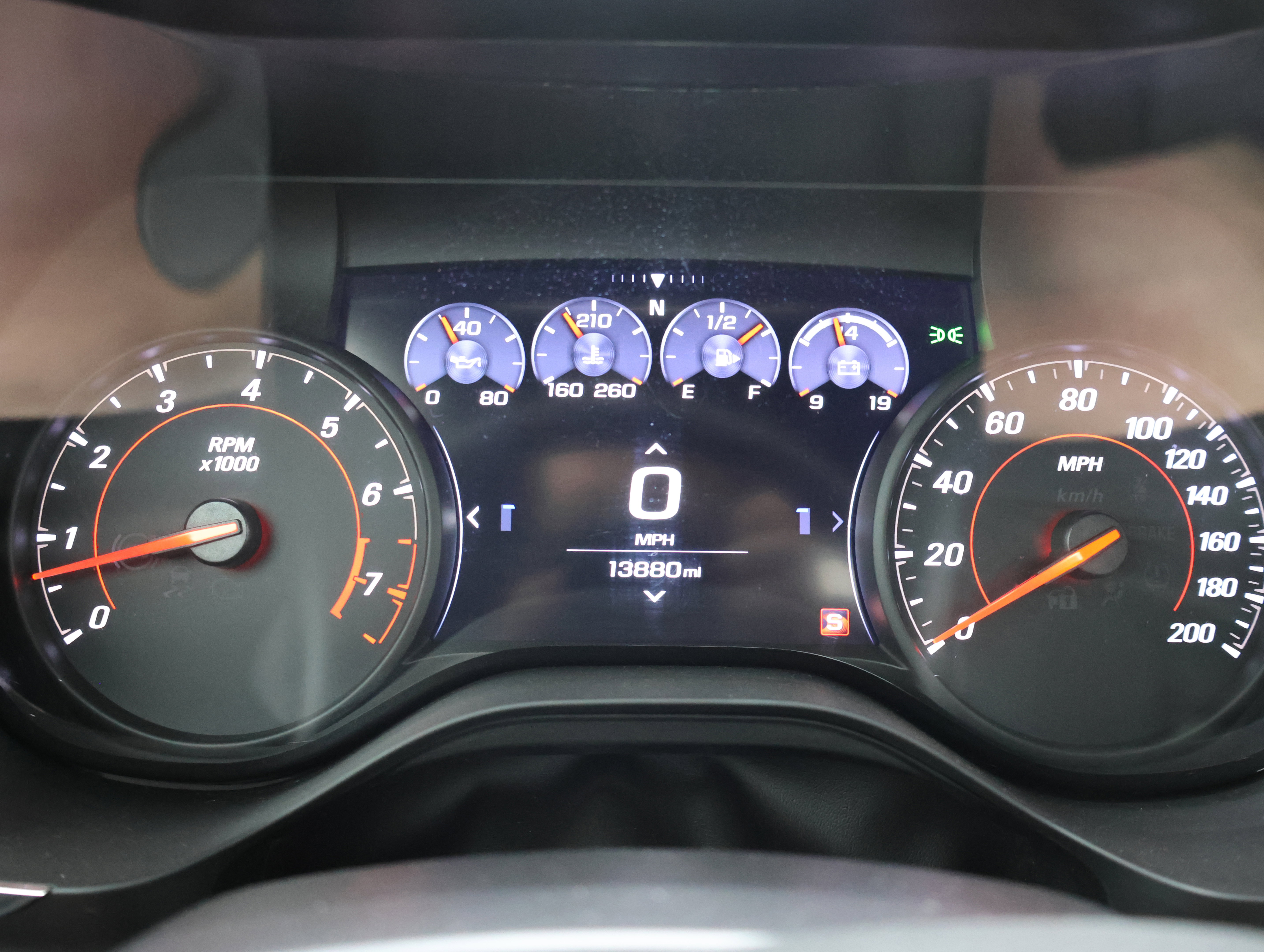 Used 2019 Chevrolet Camaro SS RWD image 10