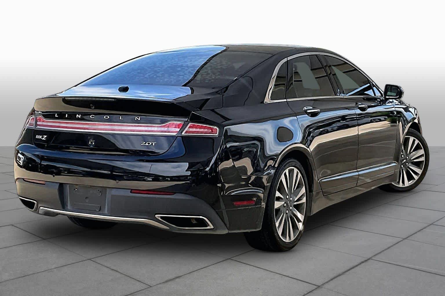 Used 2017 Lincoln MKZ Select w/ Select Plus Package FWD image 12