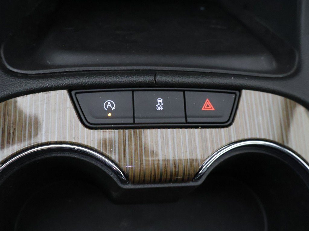 Used 2023 GMC Acadia SLE w/ Driver Convenience Package image 49