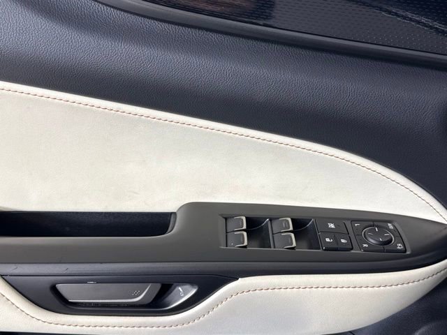 Used 2024 Lexus NX 250 FWD w/ Towing Package (2000 Lbs) image 16