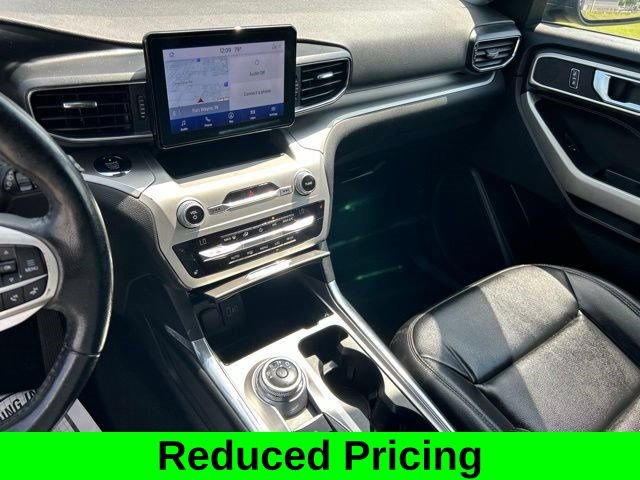 Used 2021 Ford Explorer XLT w/ Equipment Group 202A AWD/4WD image 21