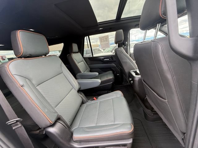 Used 2025 GMC Yukon AT4 w/ AT4 Premium Package AWD/4WD image 20