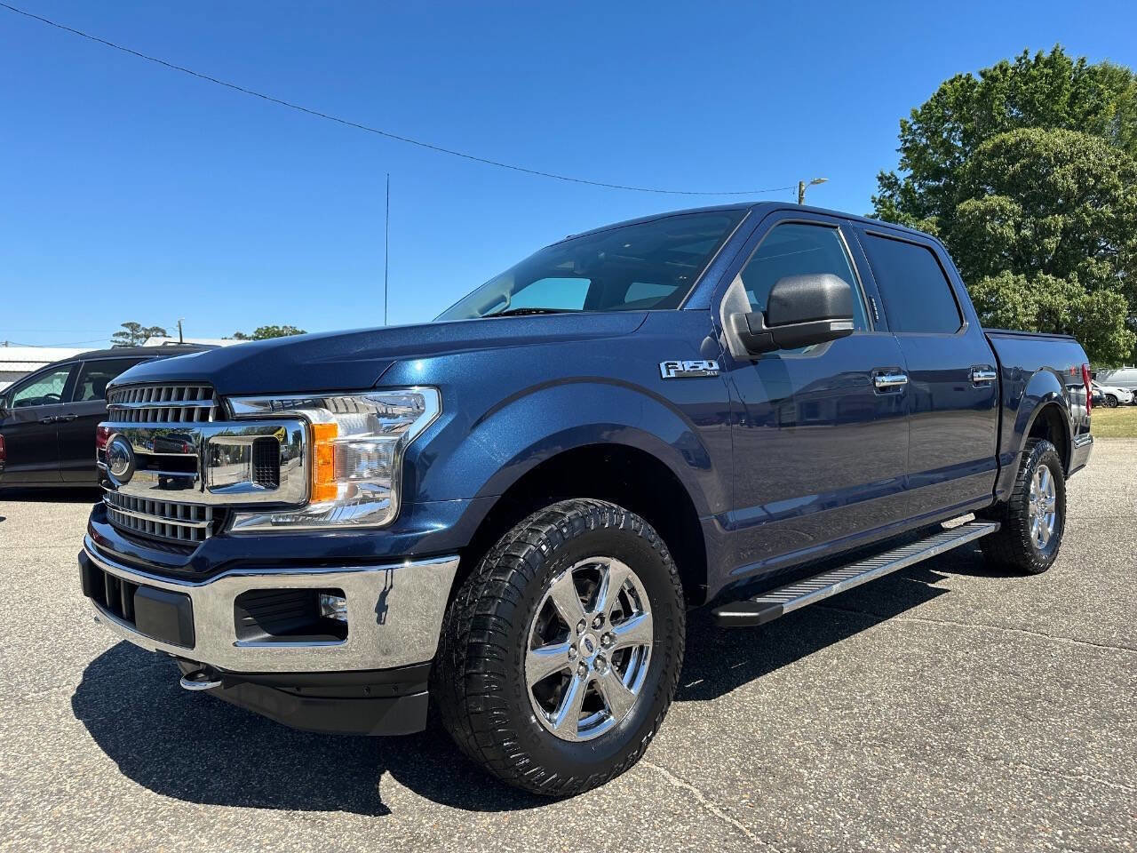 Used 2018 Ford F150 XLT w/ Equipment Group 302A Luxury AWD/4WD image 10