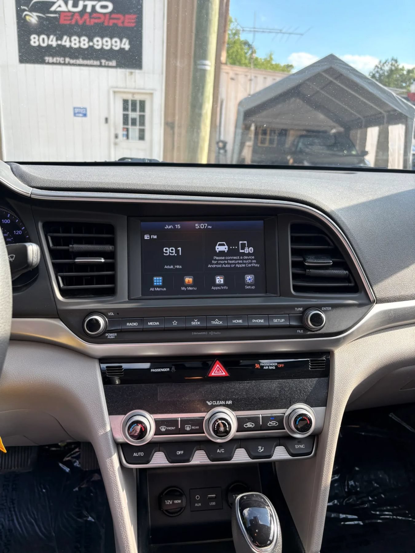 Used 2020 Hyundai Elantra SEL FWD image 14