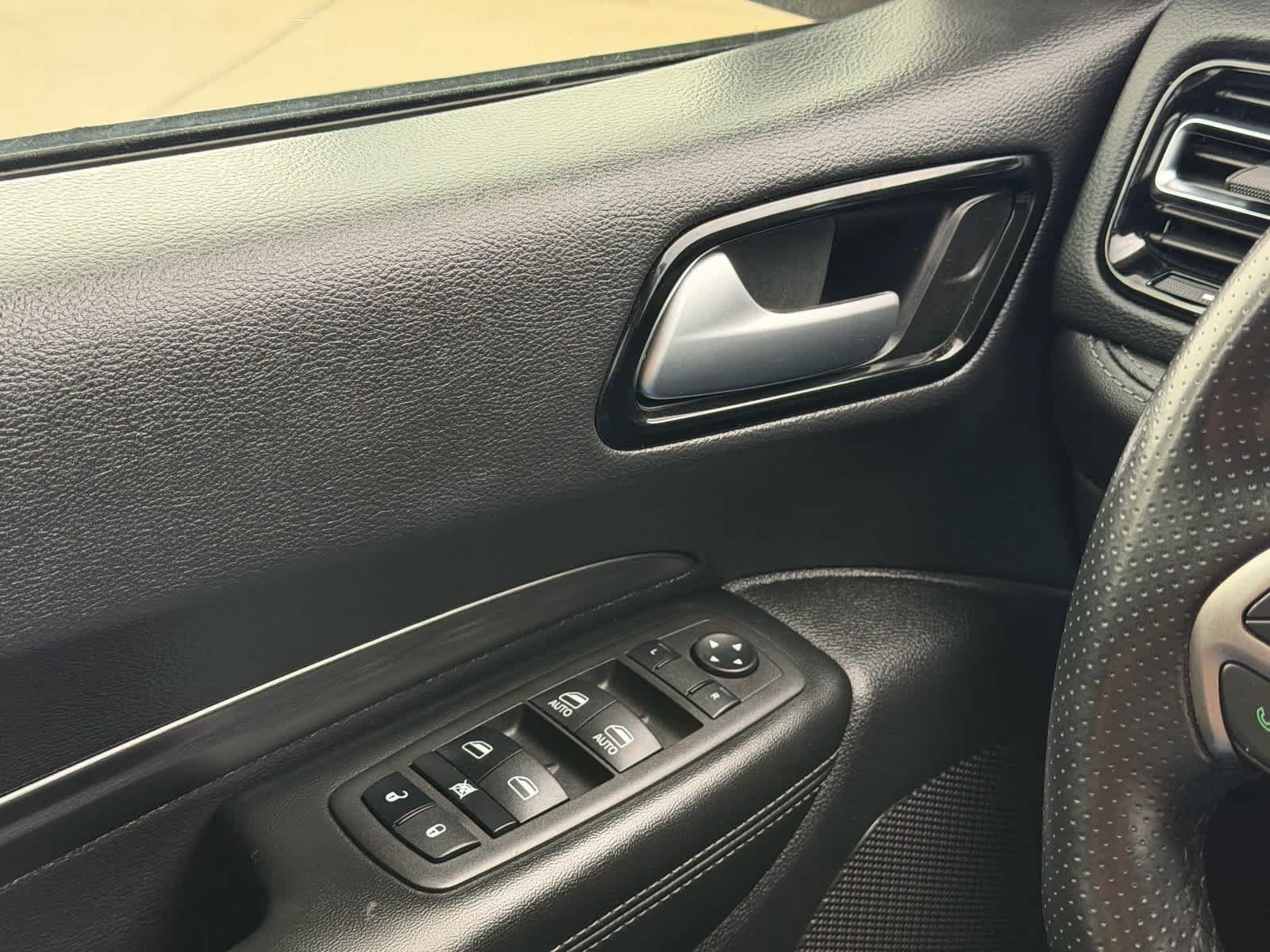Used 2022 Dodge Durango SXT RWD image 26