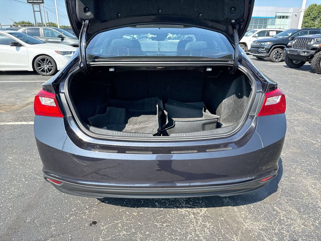 Used 2023 Chevrolet Malibu LS w/ LPO, Floor Liner Package FWD image 24