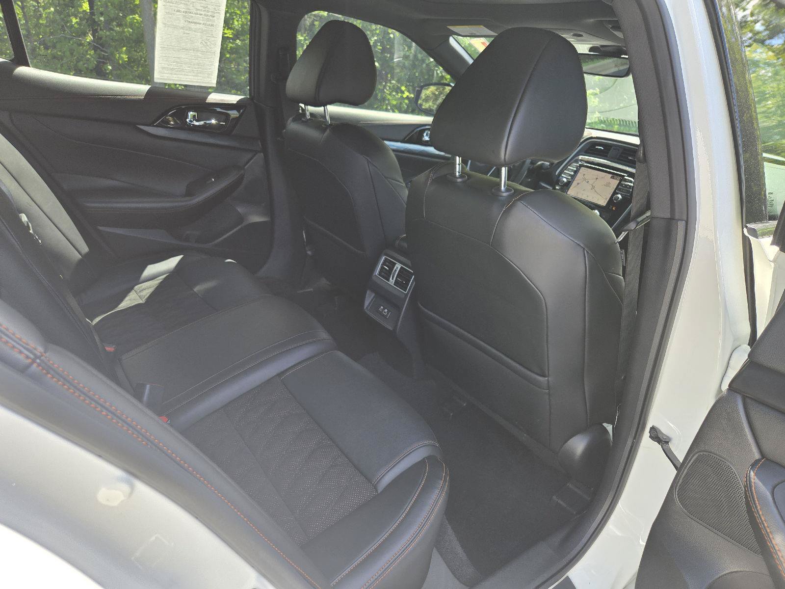 Used 2023 Nissan Maxima SR w/ Sport Mat Group FWD image 27