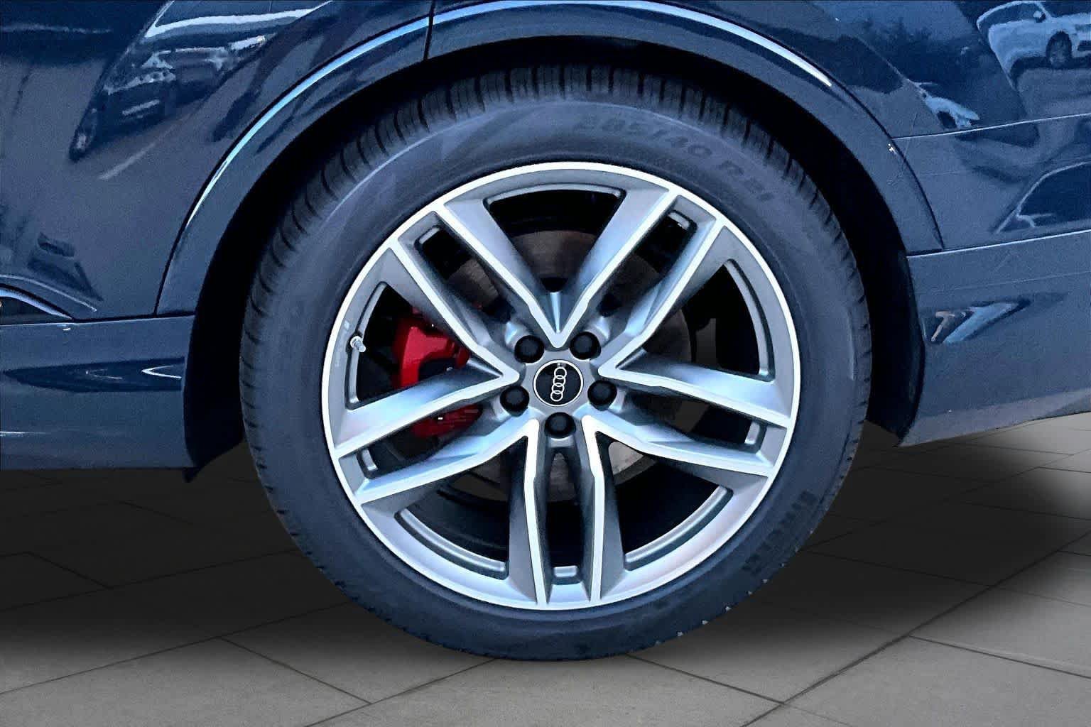 New 2026 Audi Q7 3.0T Prestige AWD/4WD image 11