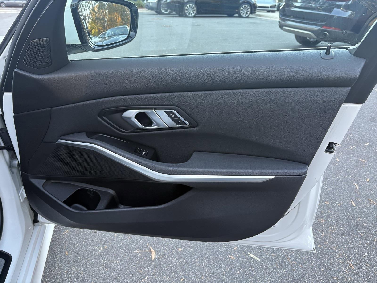 Used 2020 BMW 330i Sedan w/ Convenience Package image 19
