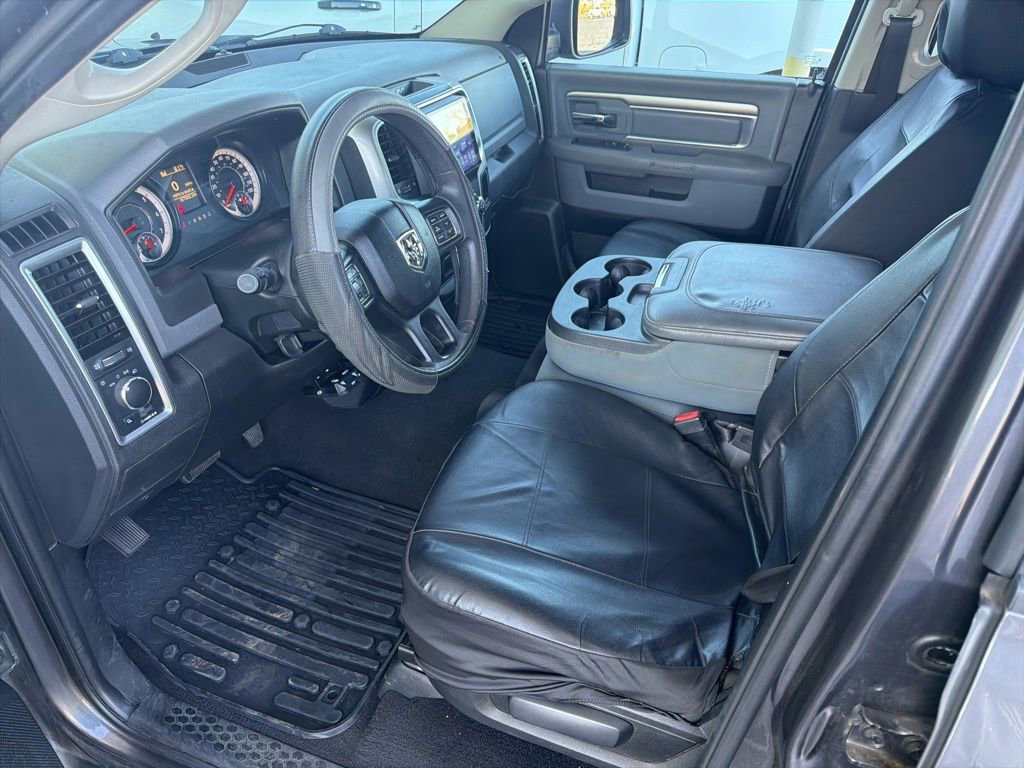 Used 2018 RAM 1500 Classic SLT image 11