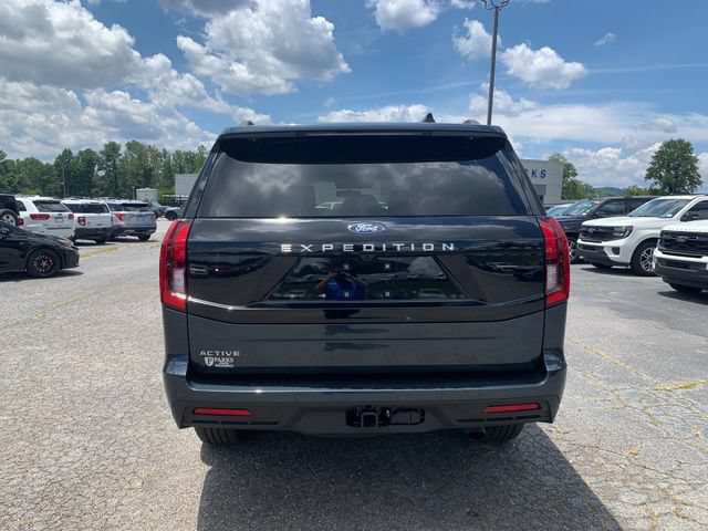 New 2025 Ford Expedition Active RWD image 7
