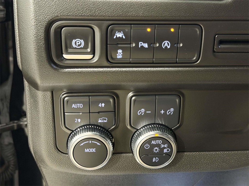 Used 2023 GMC Yukon SLT image 22