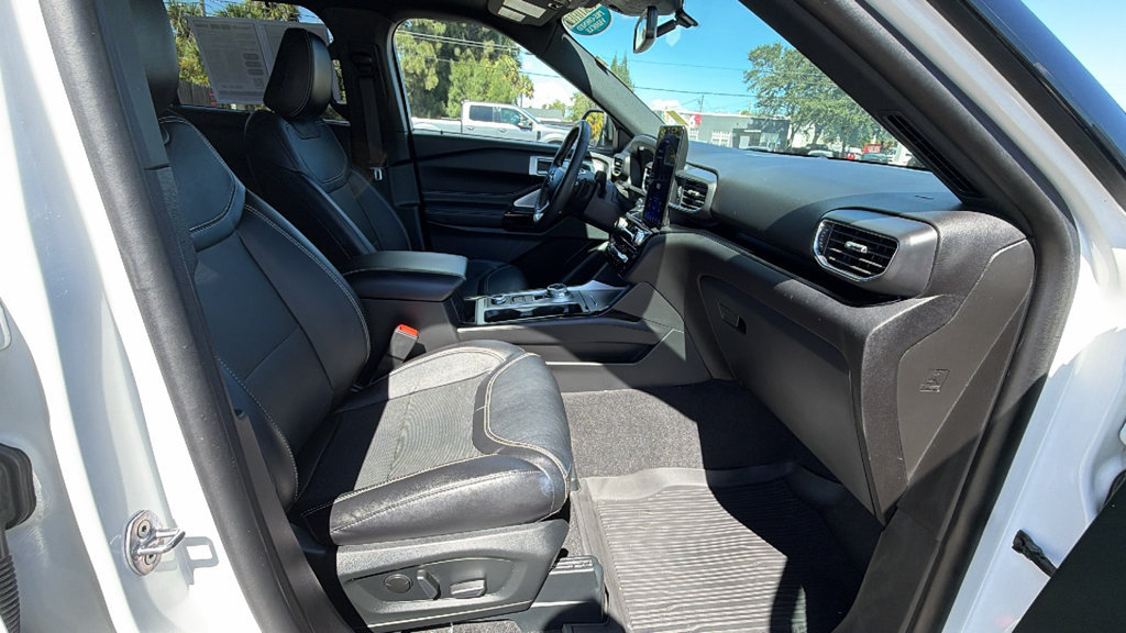 Certified 2023 Ford Explorer ST w/ Equipment Group 401A AWD/4WD image 28