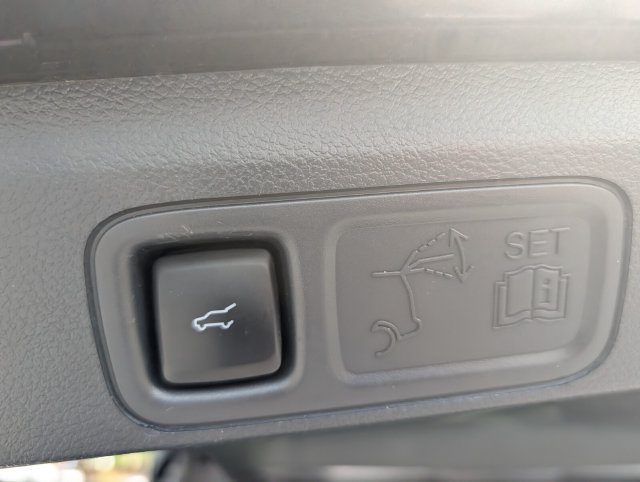 Used 2024 Ford Expedition Limited AWD/4WD image 21