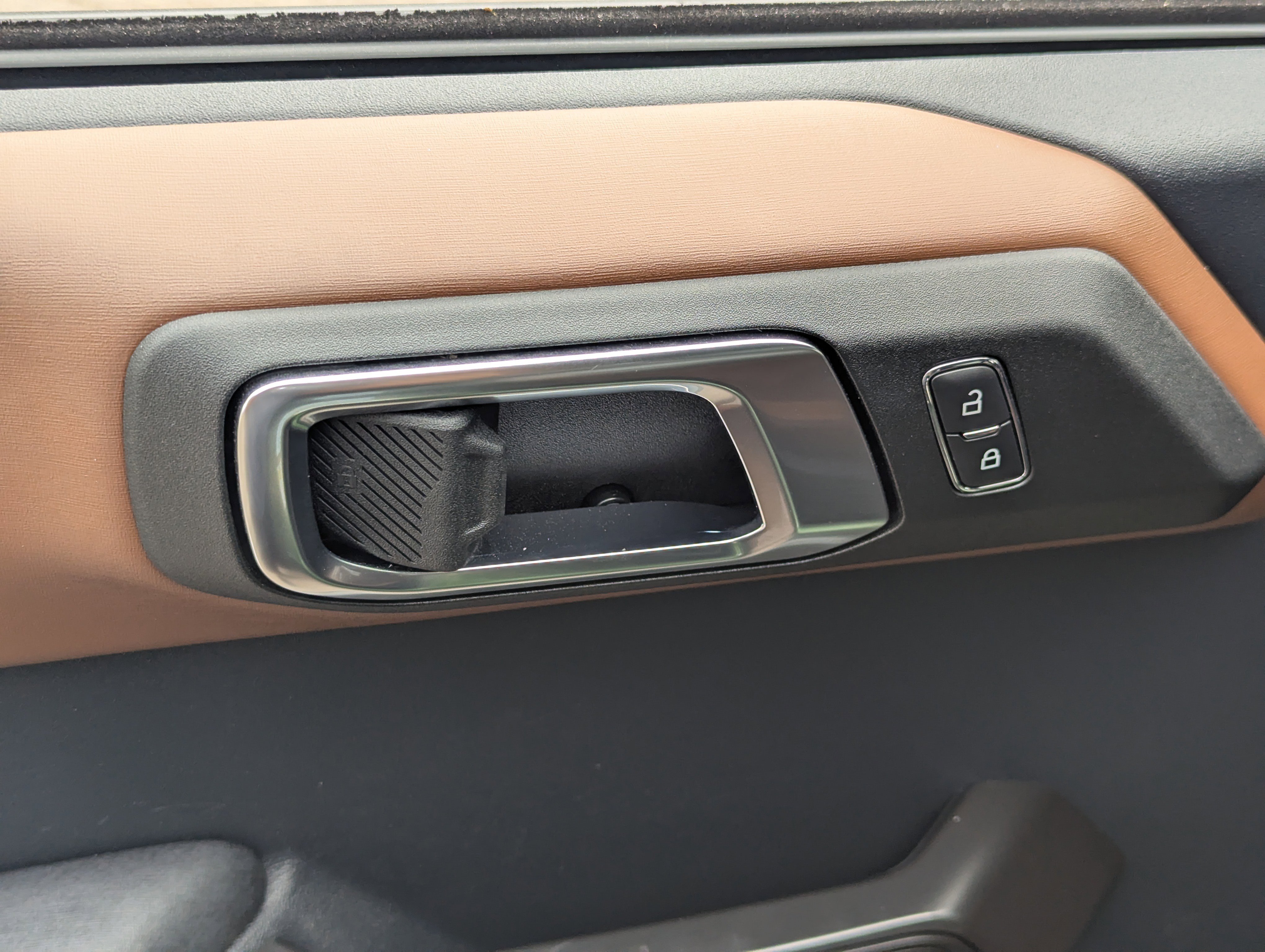 Used 2024 Ford Bronco Outer Banks image 22