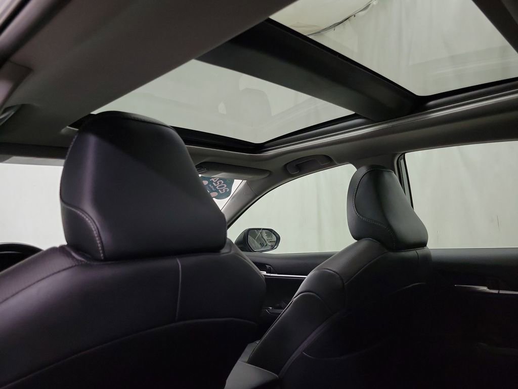 Used 2024 Toyota Camry XSE w/ Navigation Package image 11