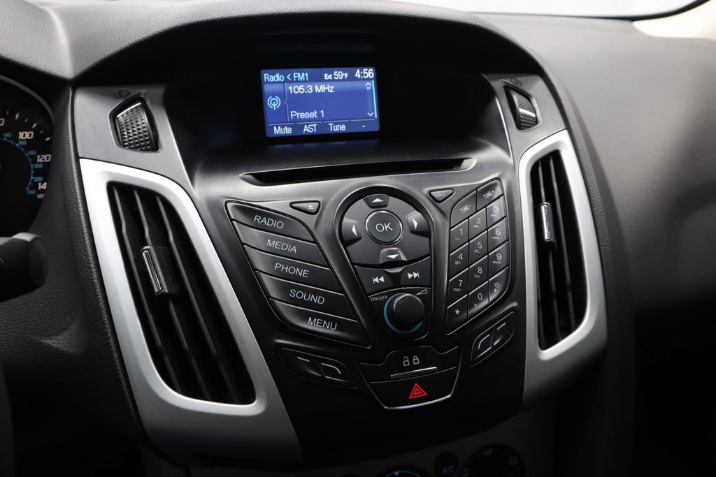 Used 2014 Ford Focus SE image 31