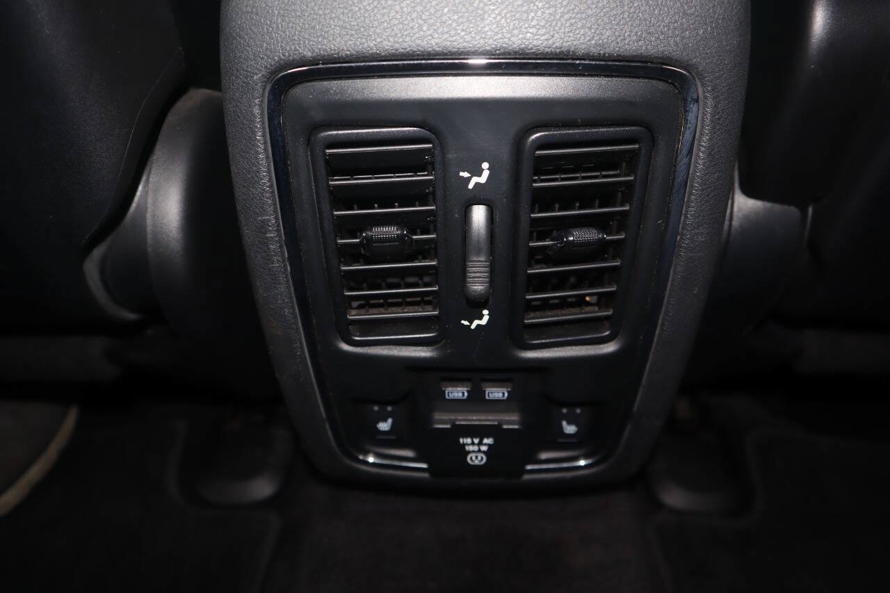 Used 2016 Dodge Durango Limited w/ Nav & Power Liftgate Group AWD/4WD image 30