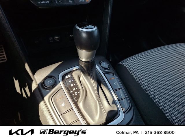 Used 2021 Hyundai Kona Night AWD/4WD image 16