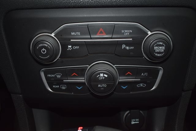 Used 2017 Dodge Charger SXT w/ AWD Plus Group image 33