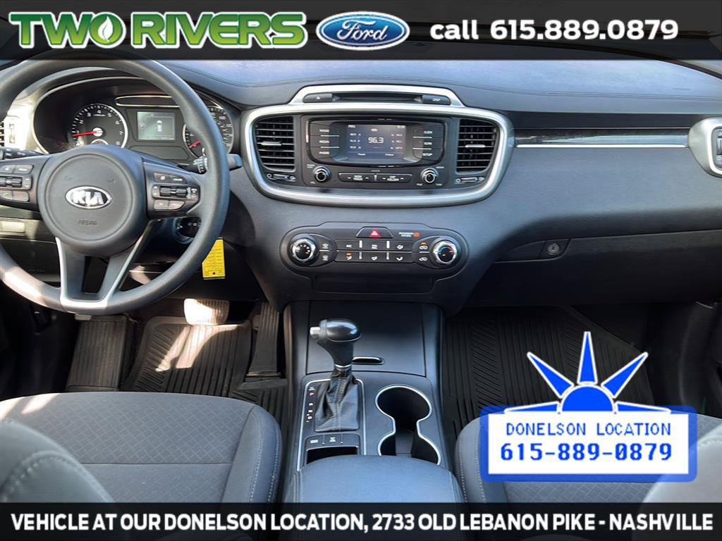 Used 2017 Kia Sorento AWD image 28