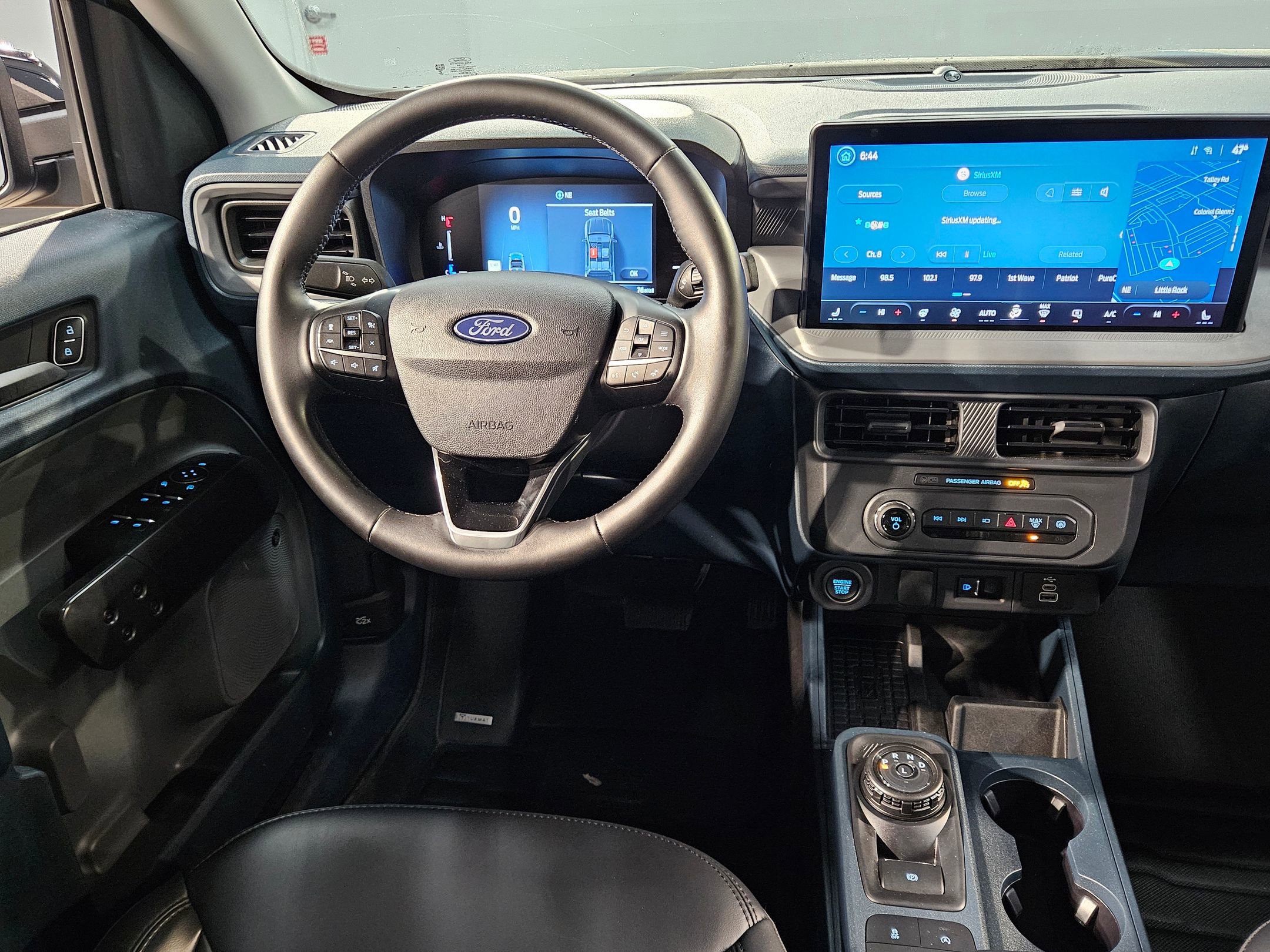 Used 2025 Ford Maverick Lariat w/ Black Appearance Package AWD/4WD image 9