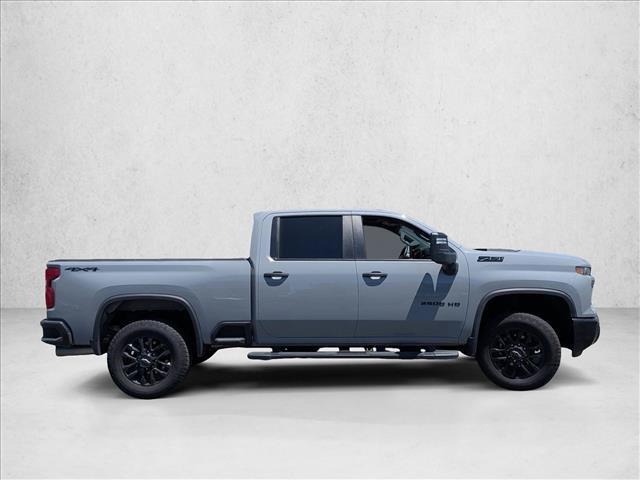 Used 2025 Chevrolet Silverado 2500 Custom w/ Custom Value Package AWD/4WD image 4