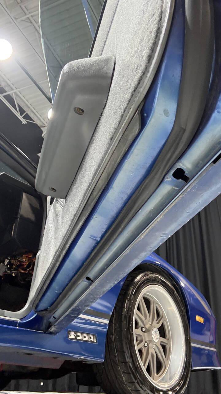 Used 1989 Chevrolet Camaro IROC-Z image 70