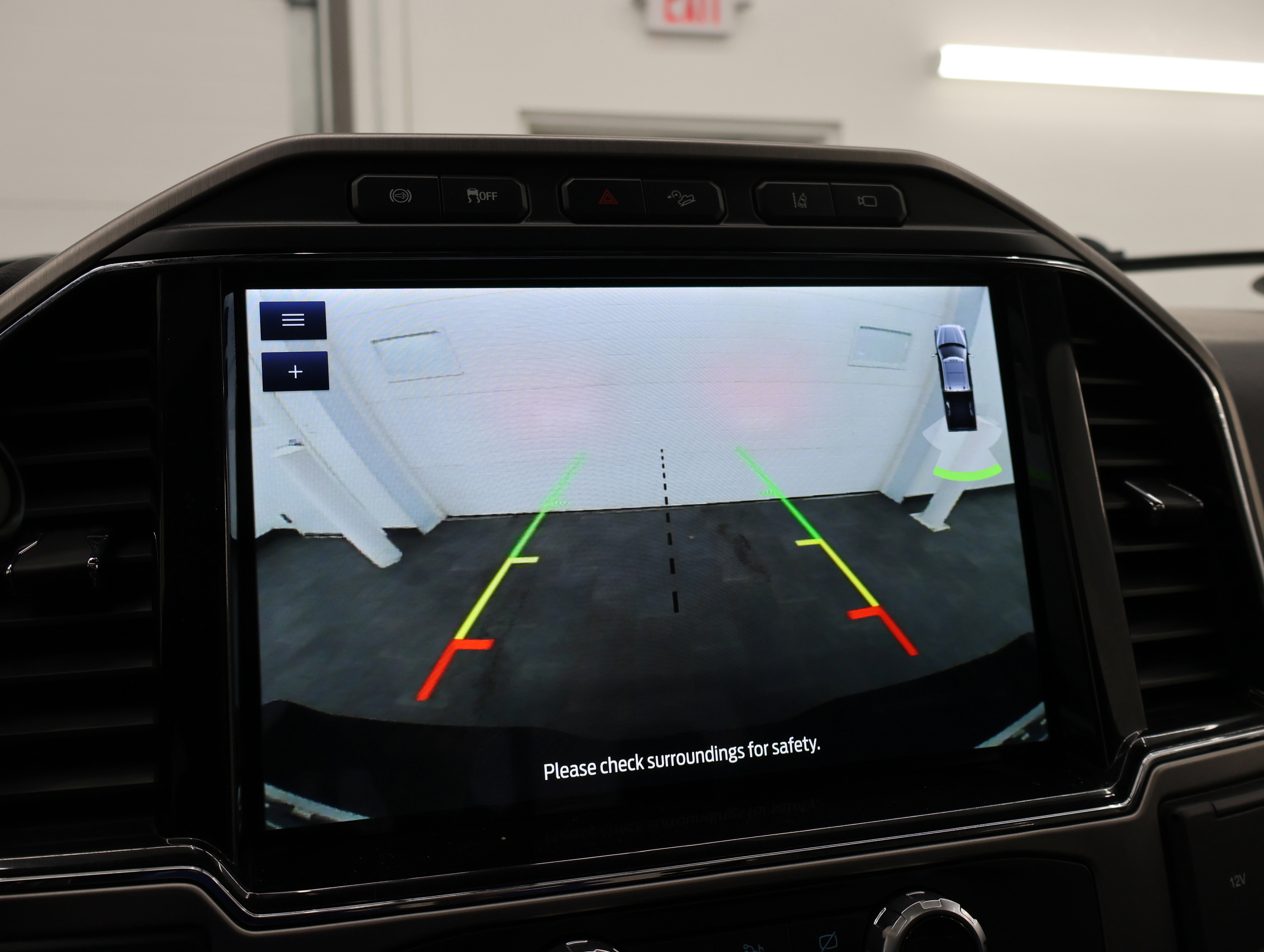 Used 2022 Ford F350 Platinum image 17