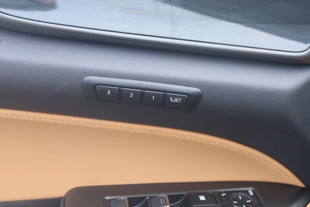 Used 2022 Lexus NX 350 AWD image 18