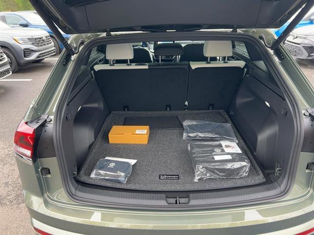 New 2025 Volkswagen Atlas Cross Sport SEL Premium R-Line image 12