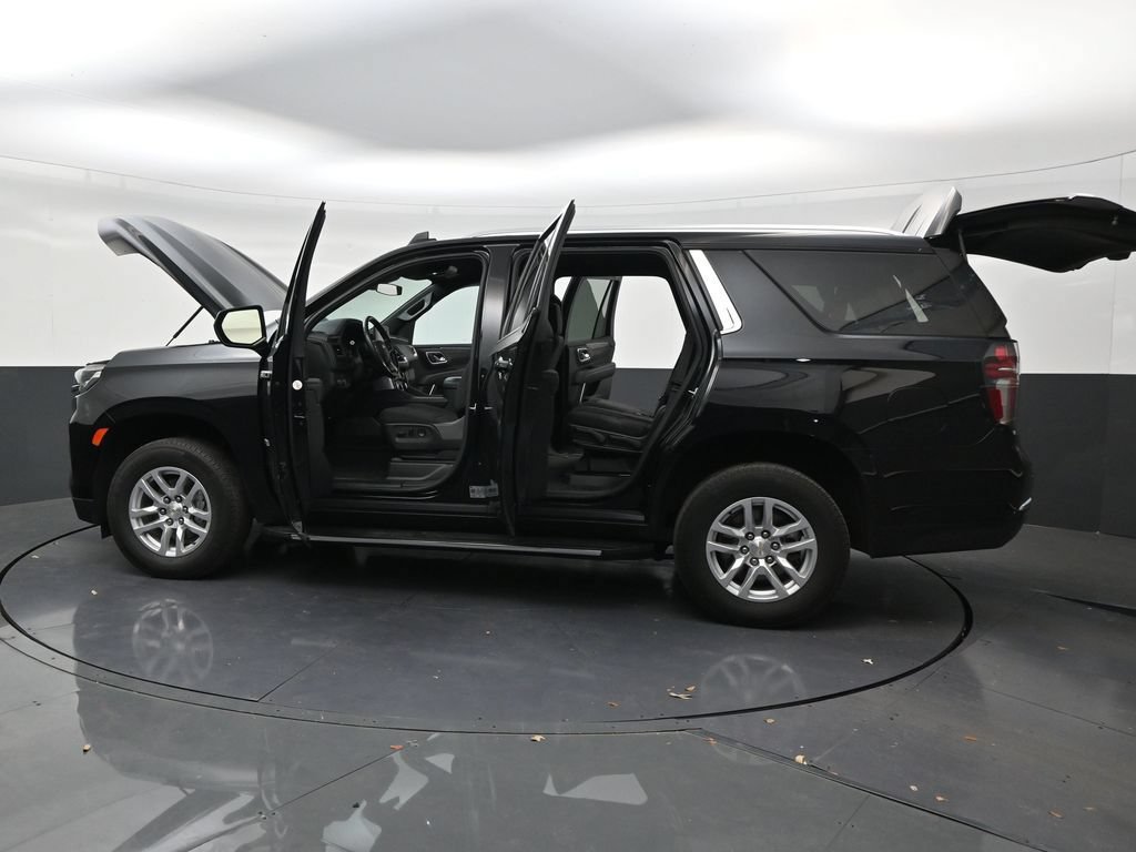Used 2024 Chevrolet Tahoe LS RWD image 30