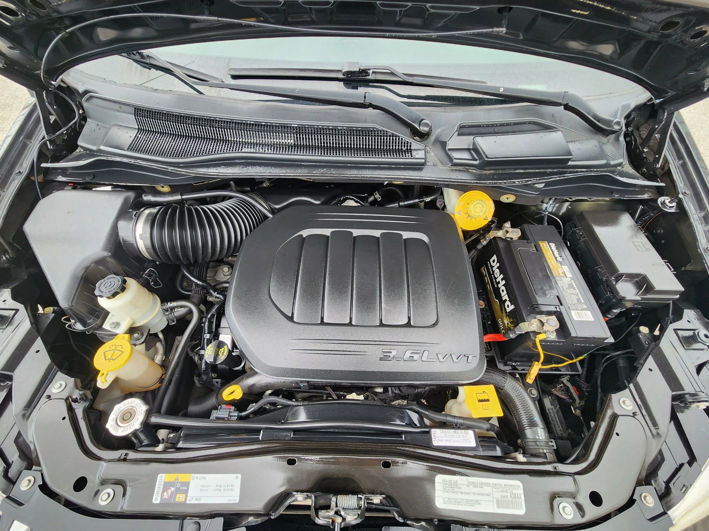 Used 2019 Dodge Grand Caravan SXT image 17