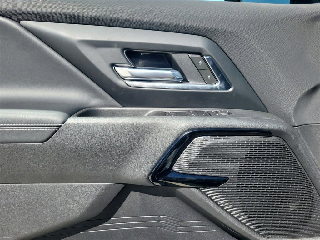 New 2026 Chevrolet Silverado EV LT image 27