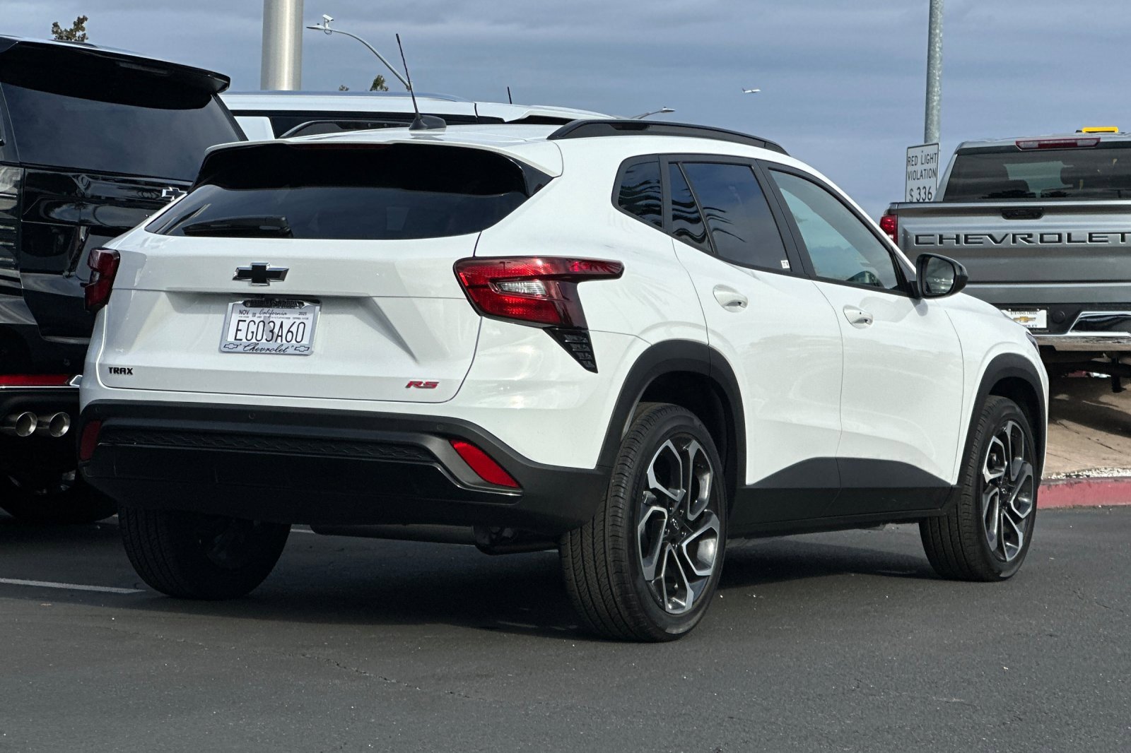 Used 2025 Chevrolet Trax RS w/ Driver Confidence Package image 5