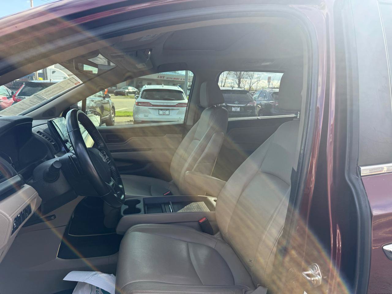 Used 2019 Honda Odyssey EX-L image 9