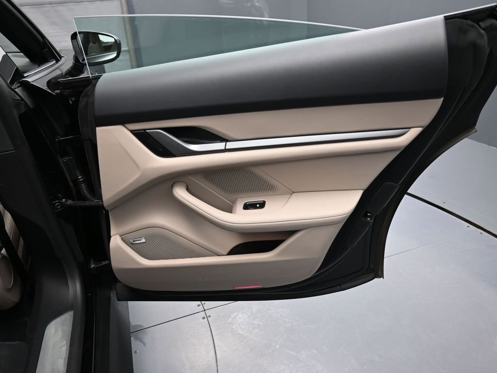 Certified 2025 Porsche Taycan image 27