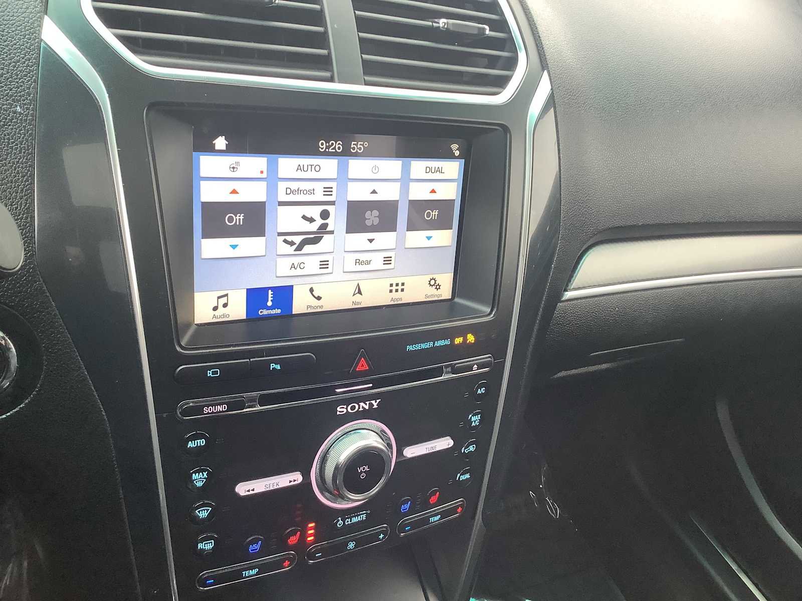 Used 2018 Ford Explorer Sport w/ Equipment Group 401A image 17