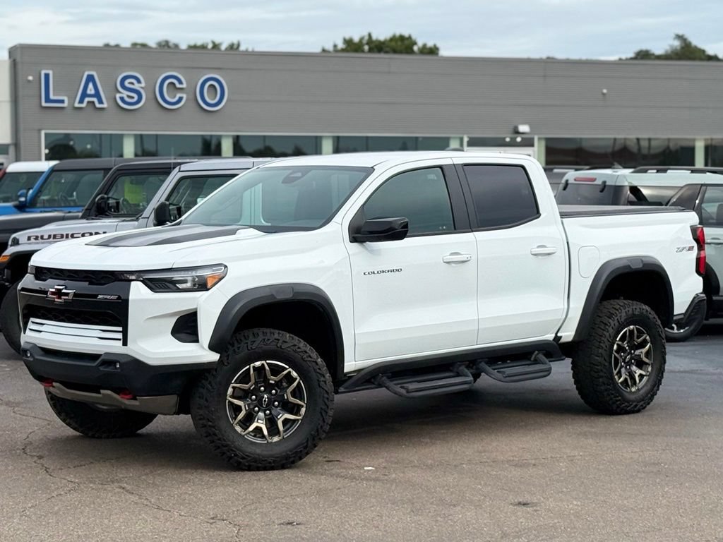 Used 2023 Chevrolet Colorado ZR2 w/ ZR2 Convenience Package III AWD/4WD 360° Tour